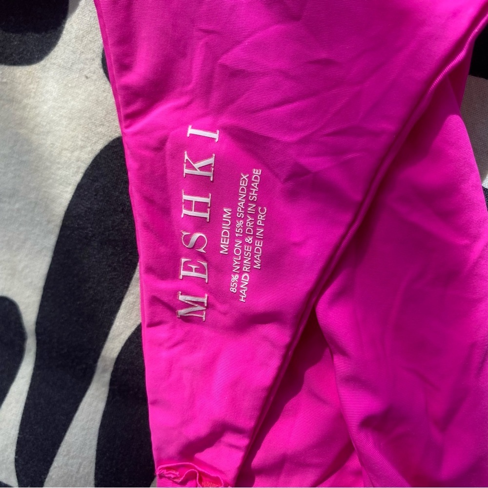 Meshki Vibrant Pink bikini set size M - Picture 4 of 5